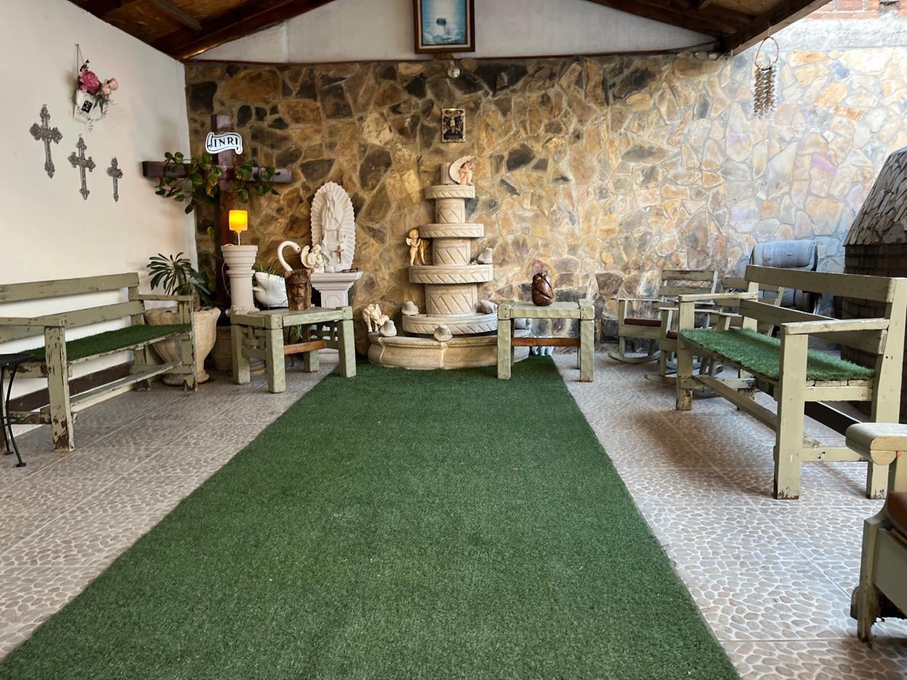 Espacio preparado para ritual de temazcal